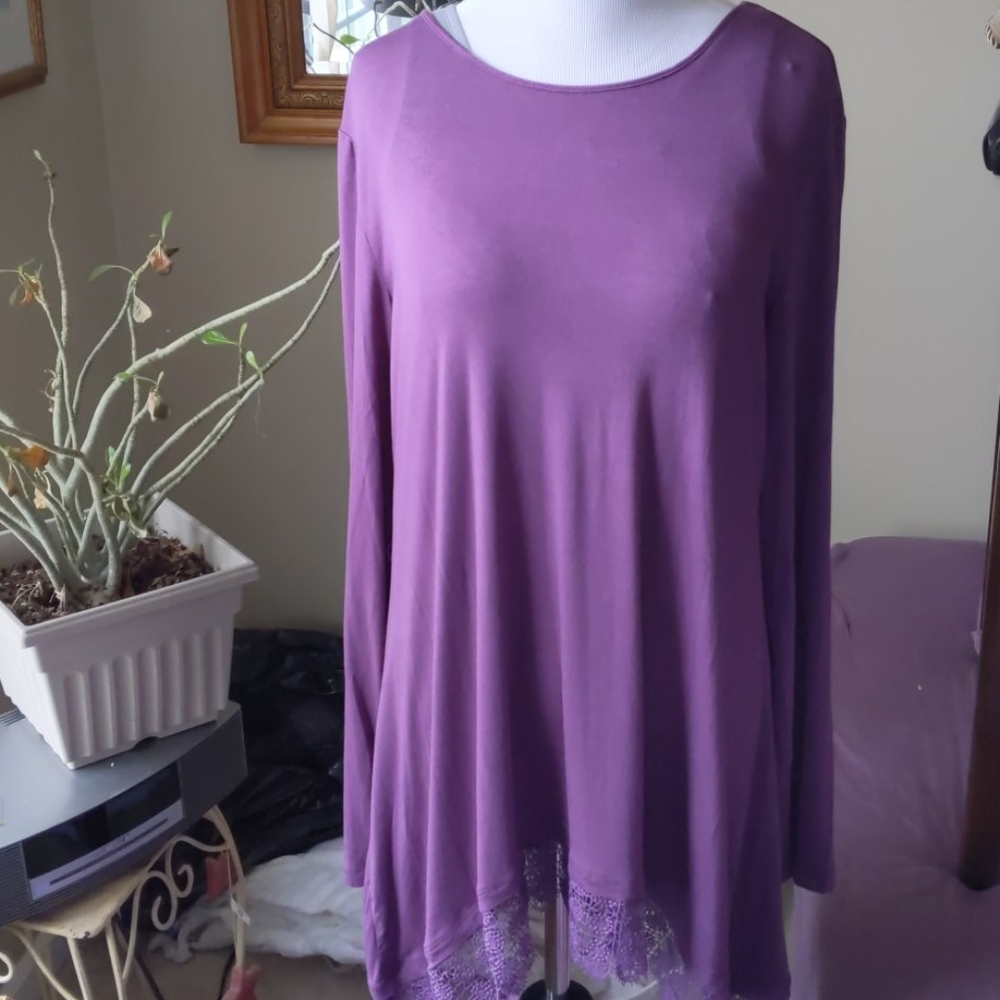 Logo tunic